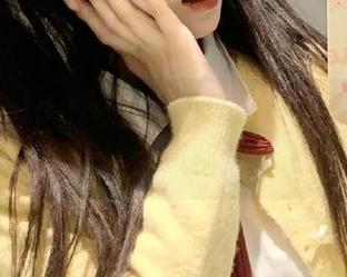 beautyleg - 不容错过！黄苇萱原图中的最新镂空风格展示.txt