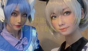 体验izumi泉桃子粉色幻境：她的cos写真照片完美演绎少女心与时尚感.txt