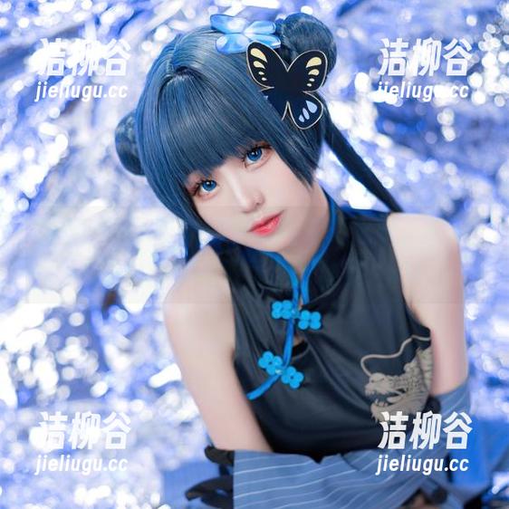 miko酱吖 跟随miko酱吖的双马尾写真之旅,探索梦幻世界的唯美图片盛宴.txt