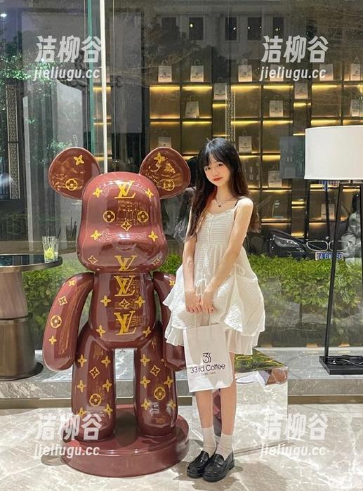 pans - 从未公开的Kiki秘密：写真合集图片让你捧腹大笑！.txt