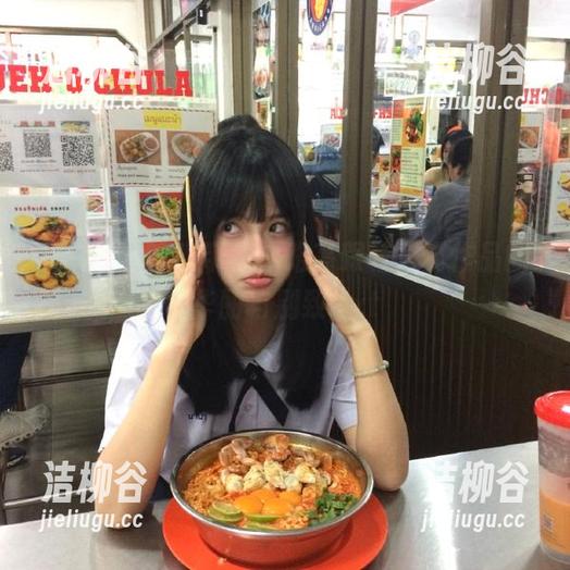 pans - 叮当带你领略高跟鞋写真作品的华丽与别致.txt
