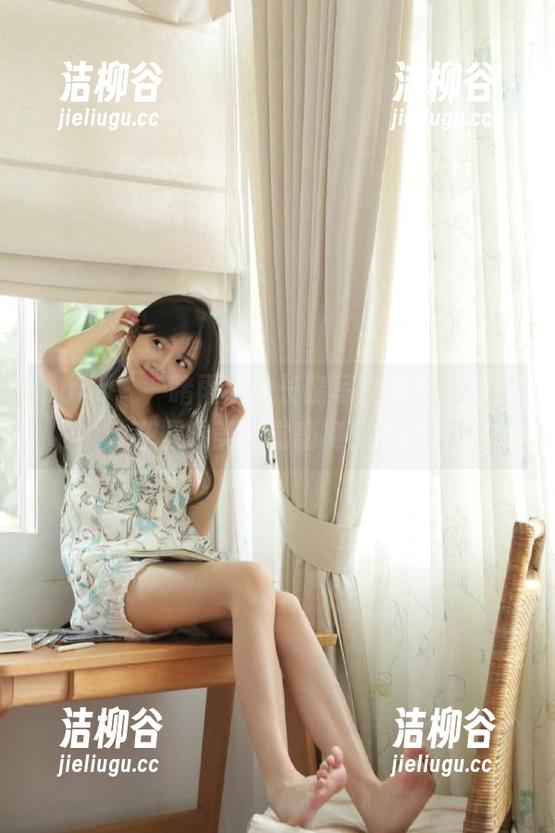 pans - 一睹雨涵的长腿写真照片，免费获取唯美视觉盛宴！.txt