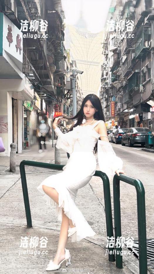 不呆猫 轻松愉快的瞬间!不呆猫“上司路出”最新写真图片更新来啦!.txt