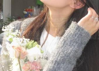 丝慕GIRL - 文欣的天台幻想：高清写真集，沉浸在她独特魅力与自然之美的交汇中.txt