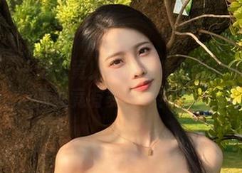 丽柜 - 一探究竟！安安最新写真图集的剧情究竟有多精彩？.txt
