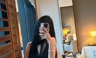 丽柜 - 惊艳绝伦的小唐全套制服写真图片，领略不一样的艺术之美.txt