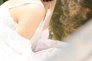 丽柜 - 汐汐办公室的精彩瞬间，免费套图带你感受职场的温暖！.txt