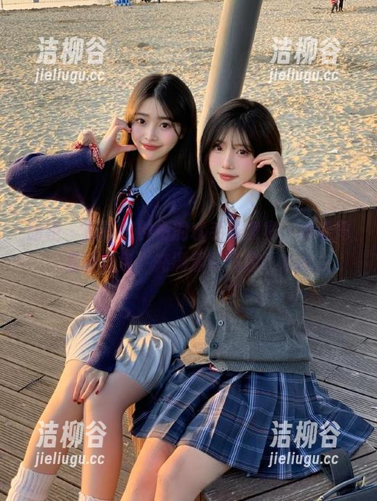 丽柜 - 别错过钟情的水手服盛宴，观看她最新图包，充满清新气息！.txt