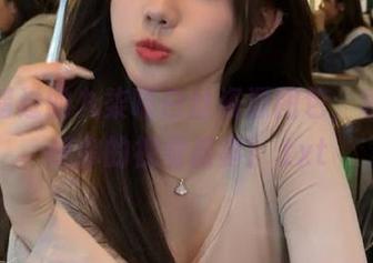 不可错过的九柒喵白丝资源图包，瞬间点燃你的视觉盛宴！.txt
