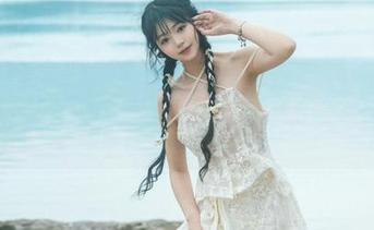精美高清云溪溪女仆写真合集，展现独特的少女魅力.txt