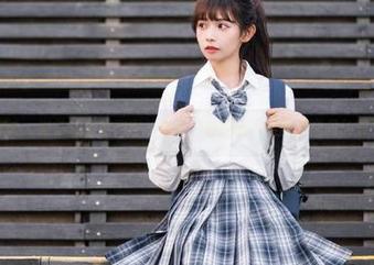 克拉女神 - 璇子遮抹系列图片合集：在柔光下展现你未见的魅力.txt