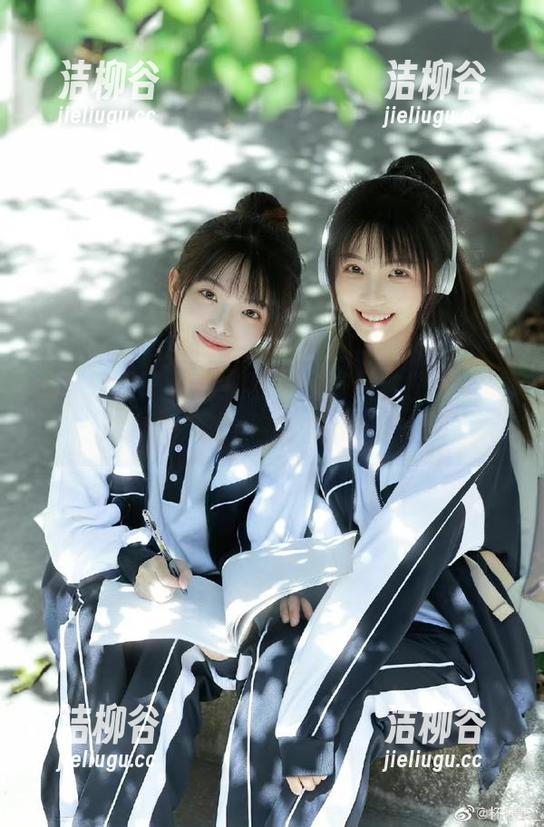 兔玩映画 - 面饼仙儿牛仔裤风格图集全新更新，穿出你的态度！.txt