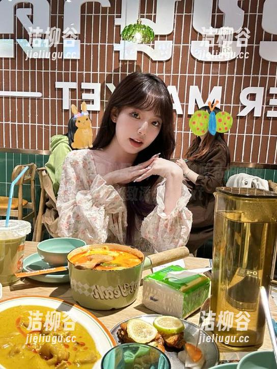 制服与白丝的绝妙配合，兔玩映画私拍突破传统的极致诱惑！.txt