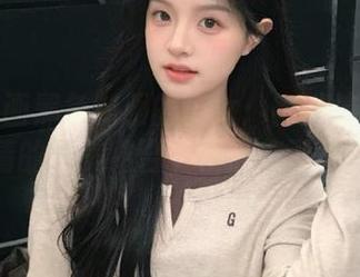 兔玩映画黑色制服的少女：幽默搞笑与制服风情的完美结合，作品集下载！.txt