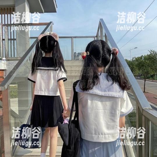分享兔玩映画的精彩美图，感受粉色条纹袜的浪漫与俏皮！.txt