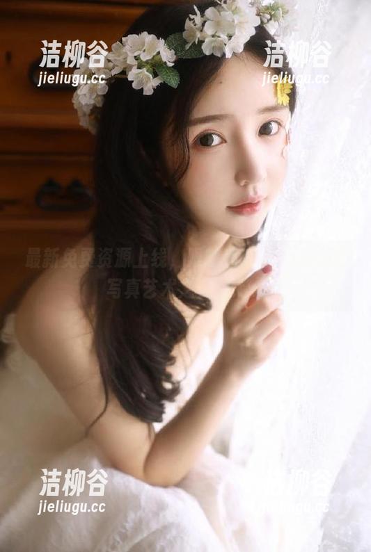 凉凉子 最新免费资源上线,跟随凉凉子黑皮探索写真艺术之美!.txt