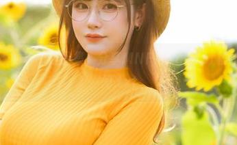 前羽rr呈现的华丽作品集，分享MNFMogador模特的绝美瞬间.txt