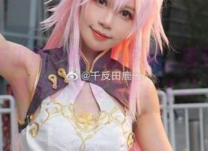 跟随千反田鹿子的甜心写真，感受每一张图片的温柔力量！.txt