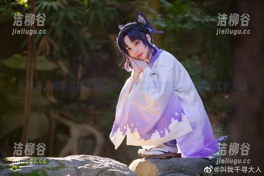 千寻大人 千寻大人倾情呈现蕾姆Rem,梦幻写真合集等待你的观看.txt