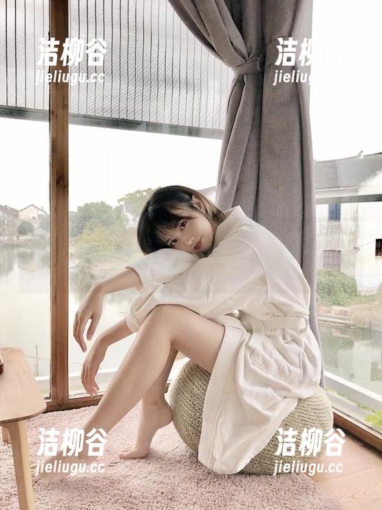 微密圈 - 美图精选：在可可西yyy的婚纱世界里，体验爱的每一种可能！.txt