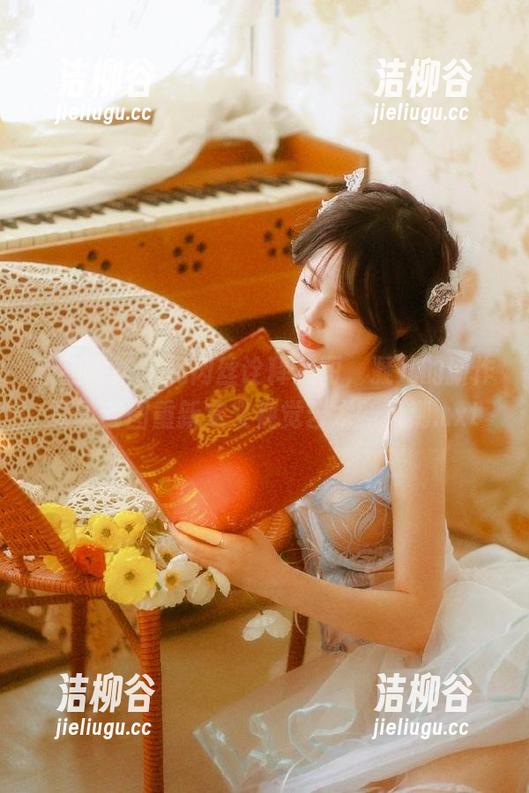 唐韵写真 - 用肉丝诠释美丽，凝儿的新作写真套图重新定义视觉艺术新风潮.txt