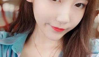 啾小妍Deer御姐专辑：私房写真图片尽显优雅与性感的完美结合！.txt
