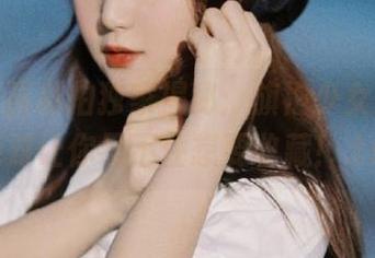 喵糖映画私拍独家揭秘：旗袍少女图包，绝对让你忍不住想要收藏！.txt