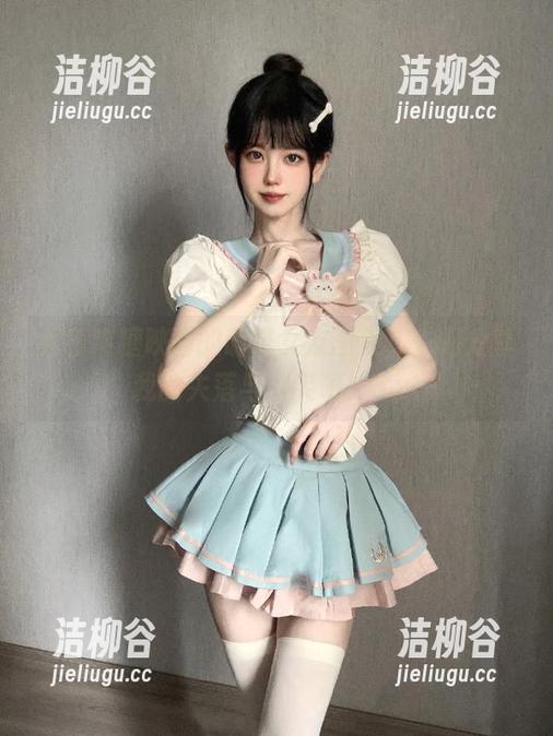 跟着喵糖映画的萌喵女友图集，一起分享我的失落与欢笑吧！.txt