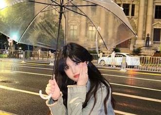 嗲囡囡 - 最新发布：PaPa妈咪油亮写真作品带你领略不一样的美感.txt