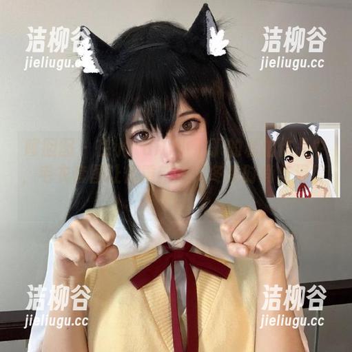 嗲囡囡 - 在小Kaili小丁丁的私拍作品中，毛衣套图让你重新定义冬季时尚与温度.txt