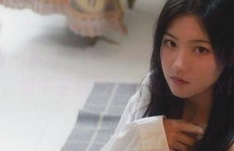 嗲囡囡 - 风格独特的流氓小巫女私拍写真，奶牛主题更显少女情怀.txt