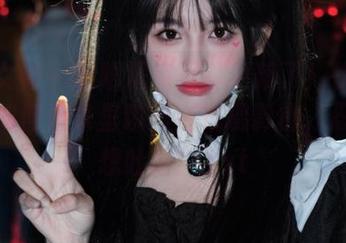 头条女神 - 易阳居家写真更新了！快来看看她如何让家里瞬间变成摄影棚，忍不住想吐槽！.txt