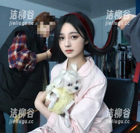 头条女神 - 体验王紫琳的瑜伽资源集，轻松打造属于你的优雅时刻！.txt