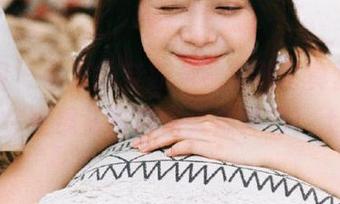 微密圈 - 可爱的奈斯希希定制写真套装，让你在镜头前自信大放异彩！.txt
