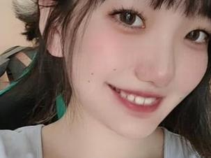奶桃桃最新套装图集：从心出发的视觉艺术之旅.txt