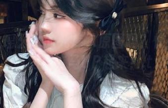想要小瑶幺幺的死库水原图吗？快来下载，时尚感立马UP起来！.txt