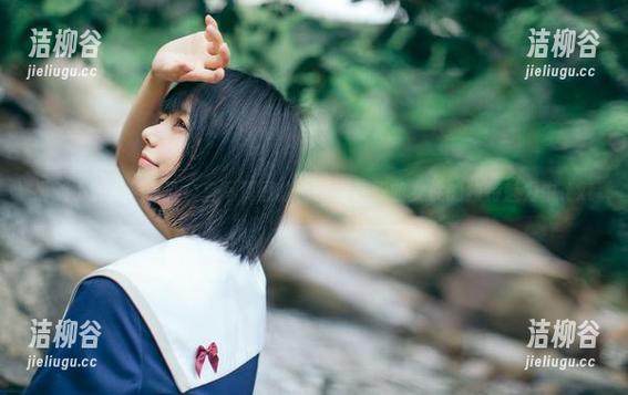 最新小野妹子w办公室写真图集：沉浸在职业女性的独特魅力中.txt