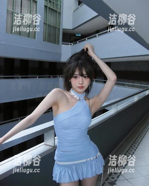 尤果网 - 高清花嫁于梓馨写真分享：捕捉甜蜜爱情的美丽时刻.txt