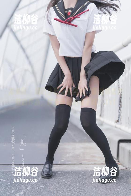 尤果网 - 精选小欧女王图包，面对如此美丽的作品，你准备好心动了吗？.txt