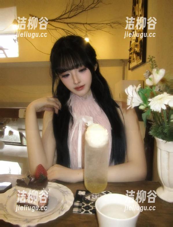 尤果网 - 最新美图奉上！米米黑丝写真，尽显诱惑之美.txt