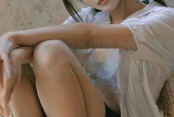 尤果网 - 艾霓莎白丝图包上线，魅惑无圣光真让人欲罢不能！.txt