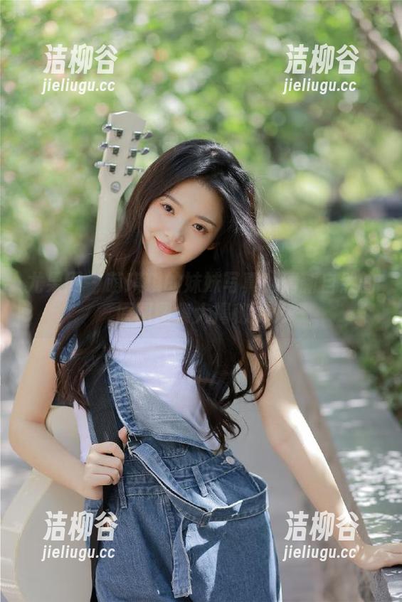 尤果网-萌琪琪 尤果网 - 萌琪琪的妹妹写真:清新自然的原图图集大揭秘.txt