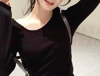 尤物馆 - 揭秘潘琳琳ber的黑色写真：图片里每一个细节都诉说着深邃.txt