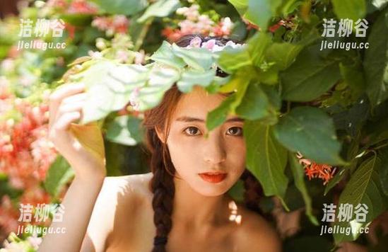 微密圈 - 感受就是阿朱啊空姐的独特风韵：写真作品精选合集.txt