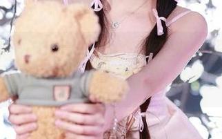 异思趣向 - 小六与她的无圣光格子连衣裙，打造出绝美写真作品的秘密！.txt
