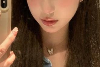 微密圈 - 追求美丽：徐莉芝长腿丝诱美图图包，带给你别样惊喜.txt