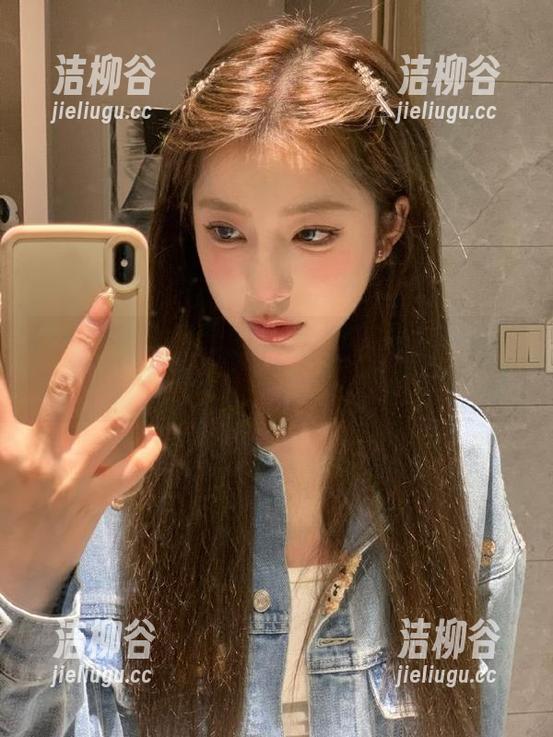 微密圈 - 追求美丽：徐莉芝长腿丝诱美图图包，带给你别样惊喜.txt