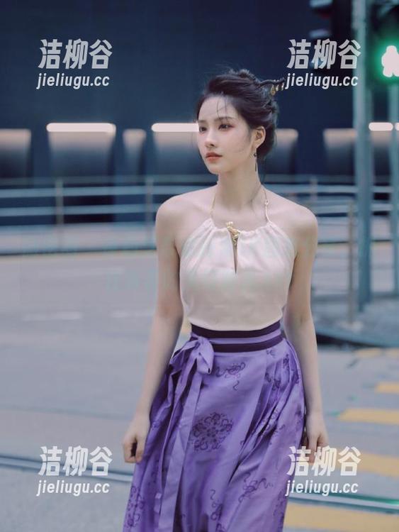 微密圈 - 徐莉芝带你探索JK图包分享，抓住青春的美好时光.txt
