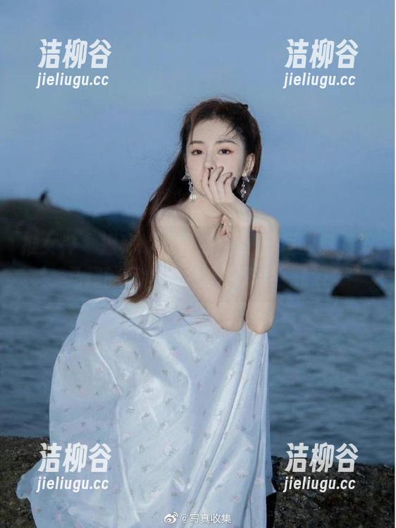 推女神 - 揭秘战姝羽Zina最新写真集，双马尾的风格让人爱不释手！.txt