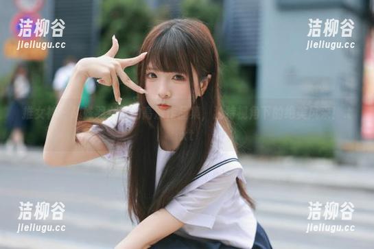 推女神 - 战姝羽女友的高清作品集，独特视角下的绝美风采！.txt